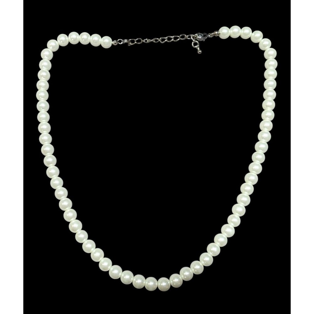 Classic Elegant Faux Pearl Beaded Necklace